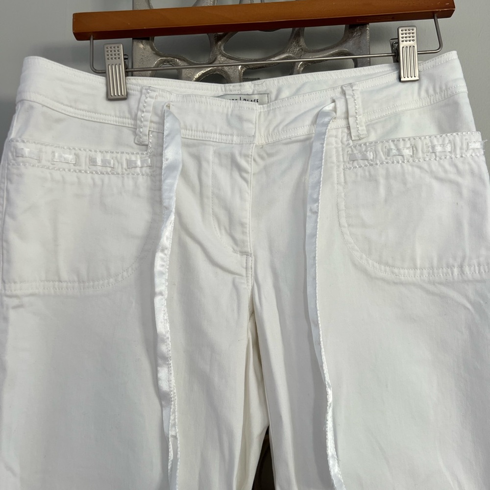 WHBM Bright White Low Rise Capris Crop Pants Sz 4 - Picture 4 of 10